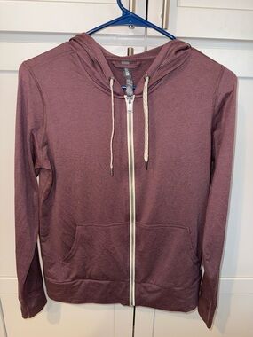 Vuori Zip Hoodie XS Mauve NWOT Ultra Soft Performance Full Zip Athleisure
